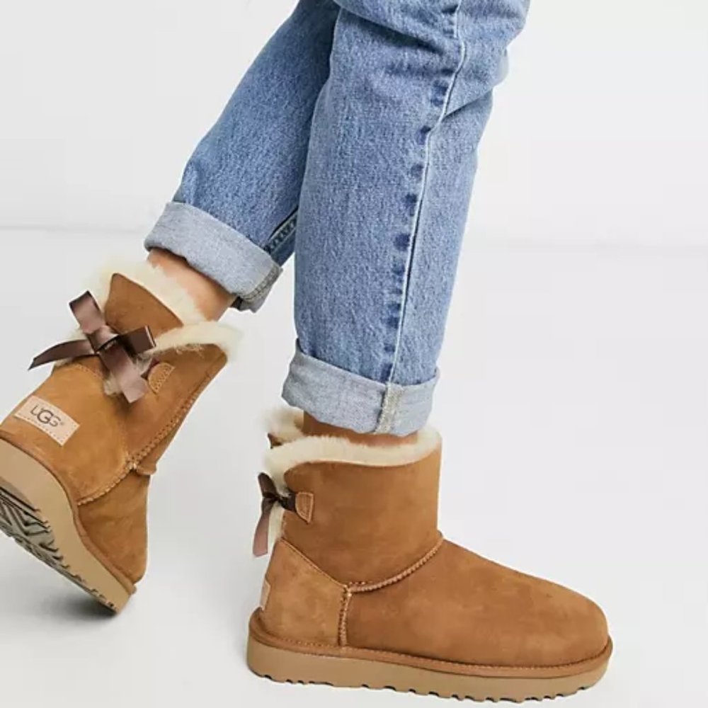 UGG Women's Mini Bailey Bow II Boot